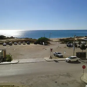 gui-beach-house.hotelaalgarve.com/